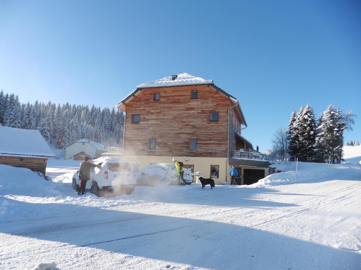 Готель La Maison Des Inuits Septmoncel-Les-Molunes Екстер'єр фото
